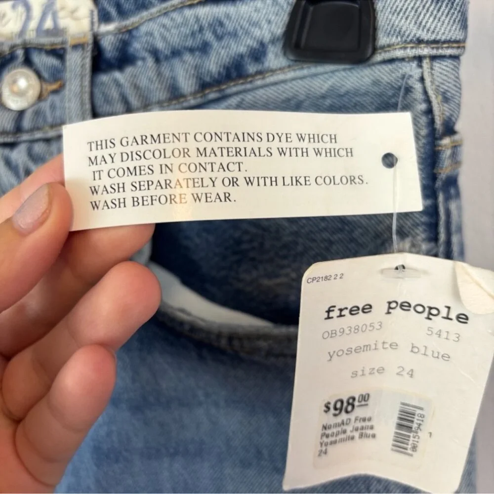 NWT Free People Women’s Yosemite Blue Denim Distressed Slit Hem Straight Jeans